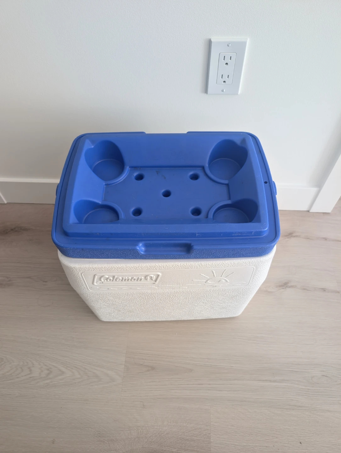 Coleman Hard Cooler - photo 2