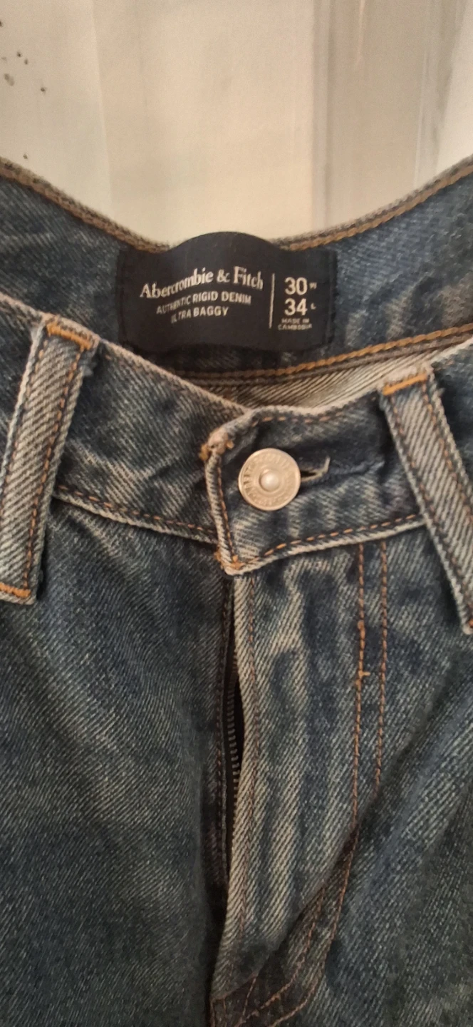 Abercrombie & Fitch Ultra Baggy Jeans 30x34