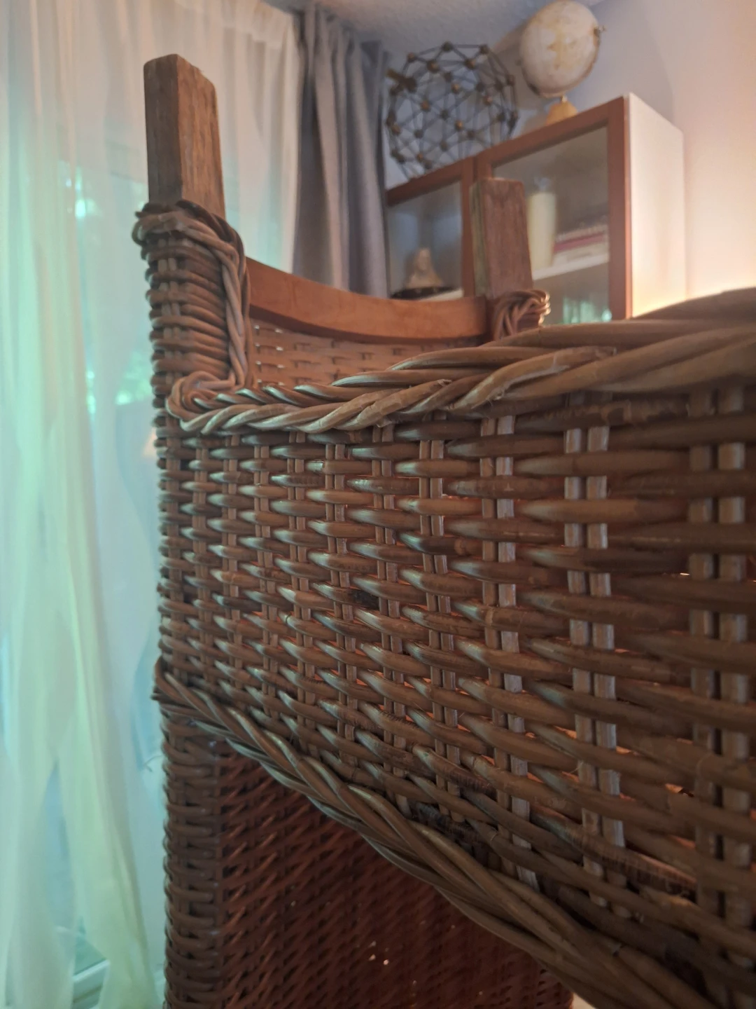 6 Wicker D. chairs