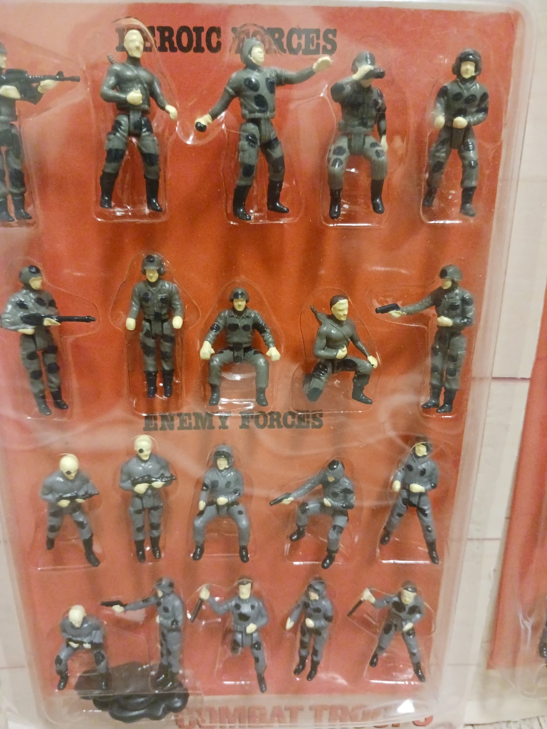 2 Packs of Army Gear Combat Troops Action Figures - photo 2
