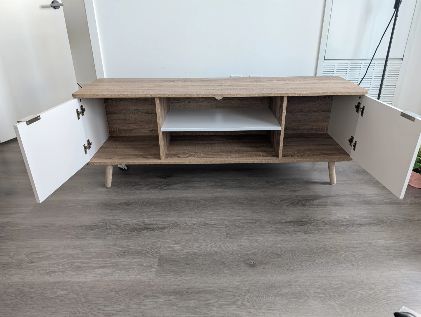 TV Console/Console Cabinet - photo 3