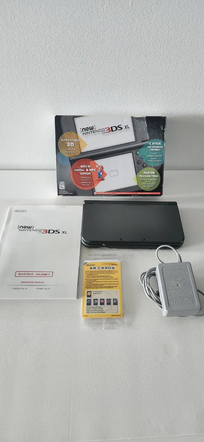 CIB New Nintendo 3DS XL - photo 3