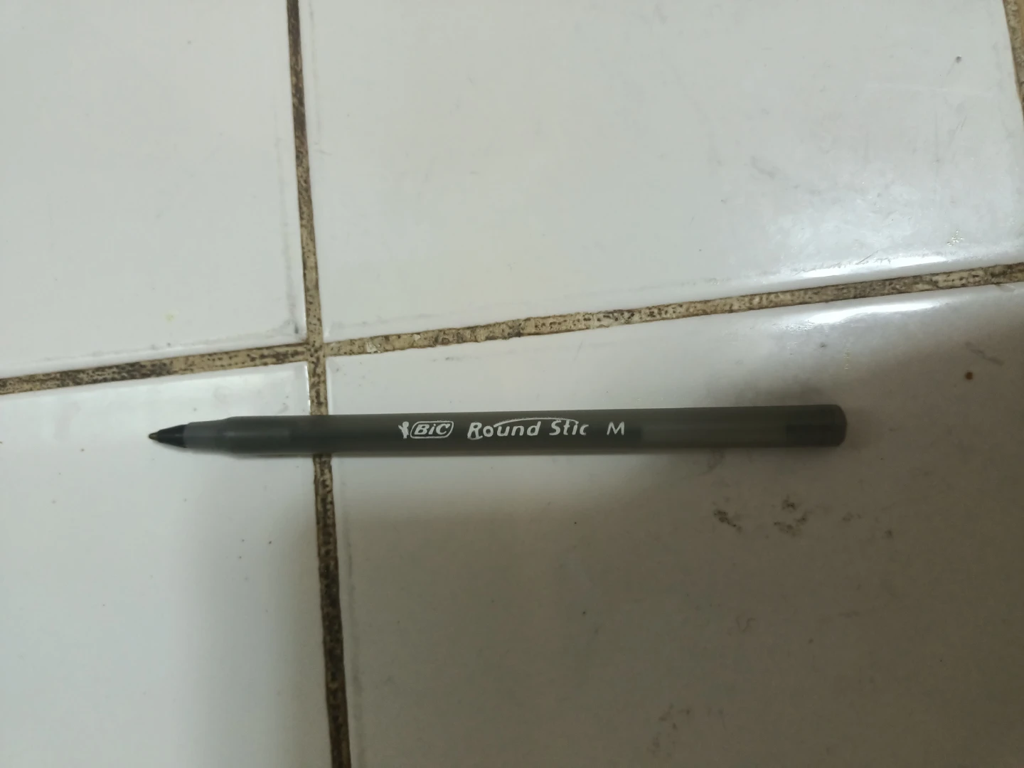 BIC Round Stic Black Ballpoint Pen🏈