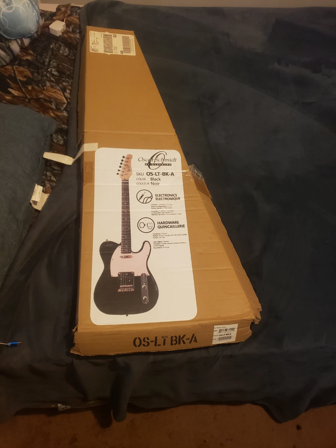 Oscar Schmidt Electric Guitar and Behringer Amplifier