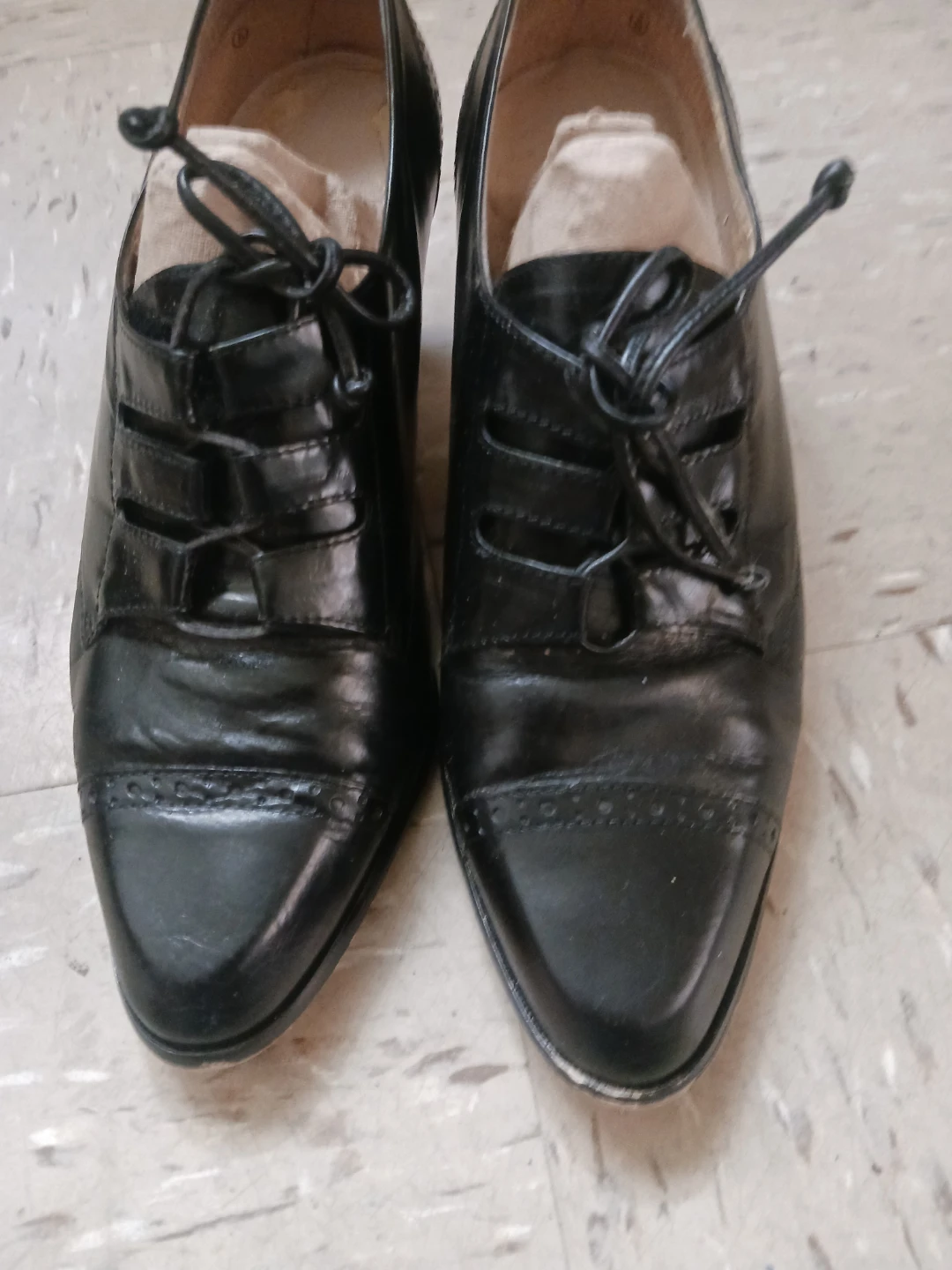 🏈 Black Lace-Up Oxfords - photo 2
