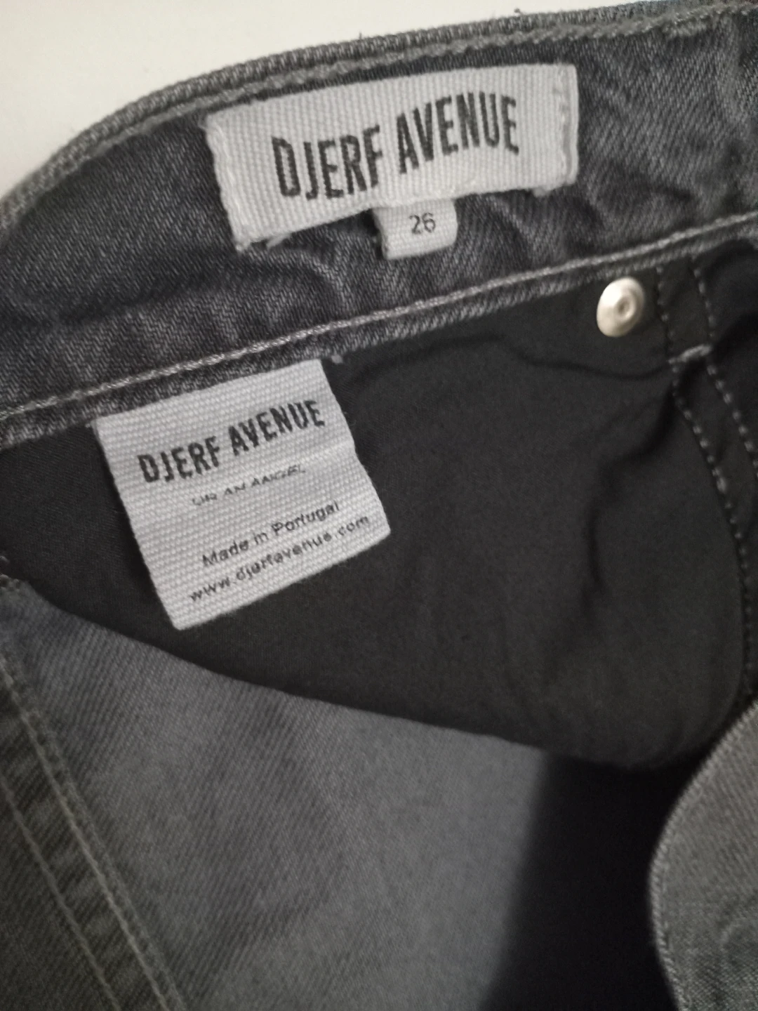 Brand new Djerf Avenue Grey Wash Denim Jeans - photo 3