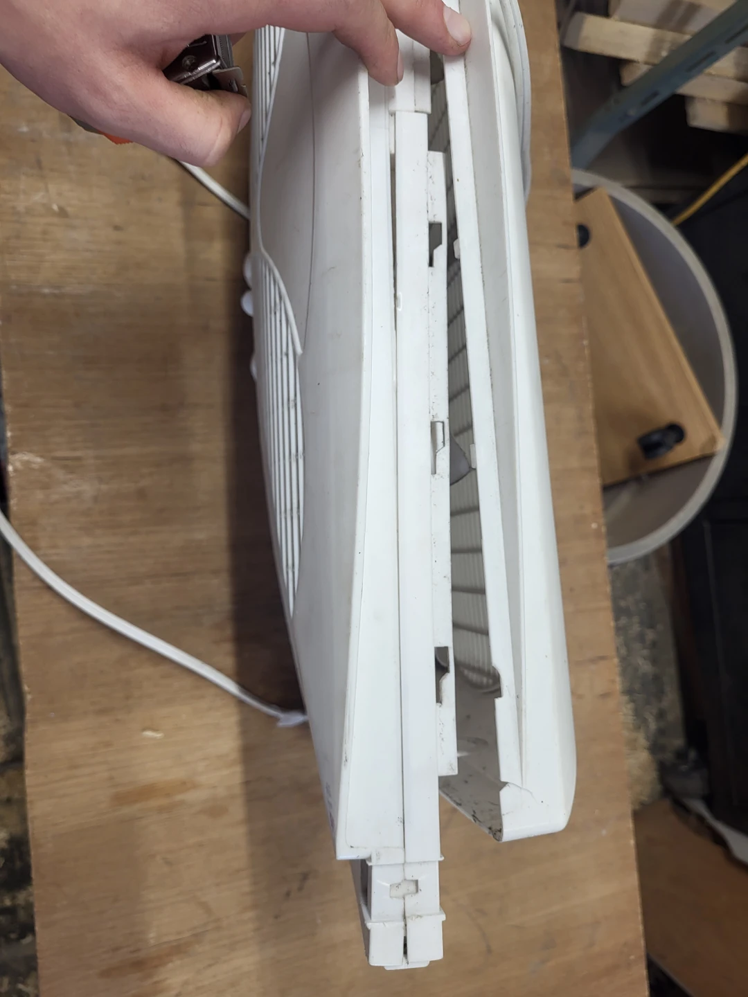 White Twin Window Fan - photo 2