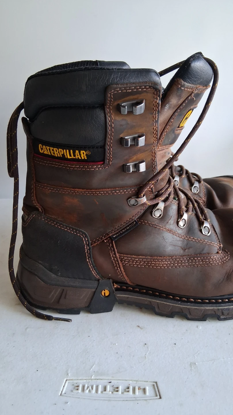 Caterpillar Waterproof Work Boots size 11 - photo 2