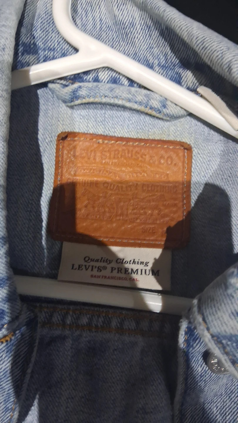 Levi's Premium Denim Jacket size M - photo 4