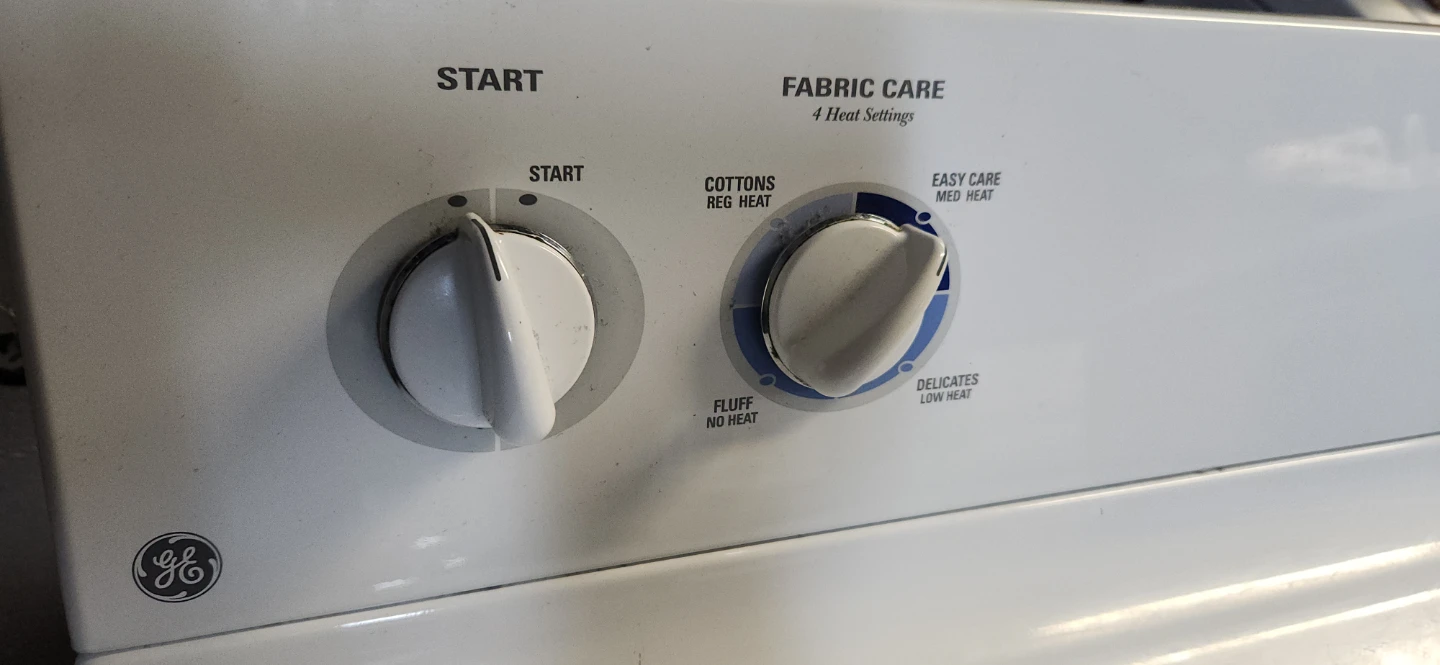 GE Super Capacity Gas Dryer - photo 3