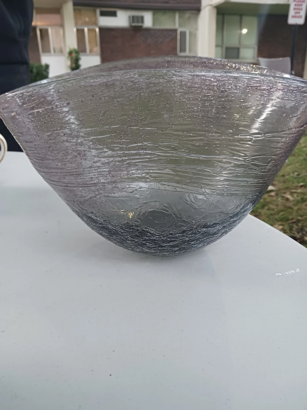 Large grey textured glass serving bowl - photo 3