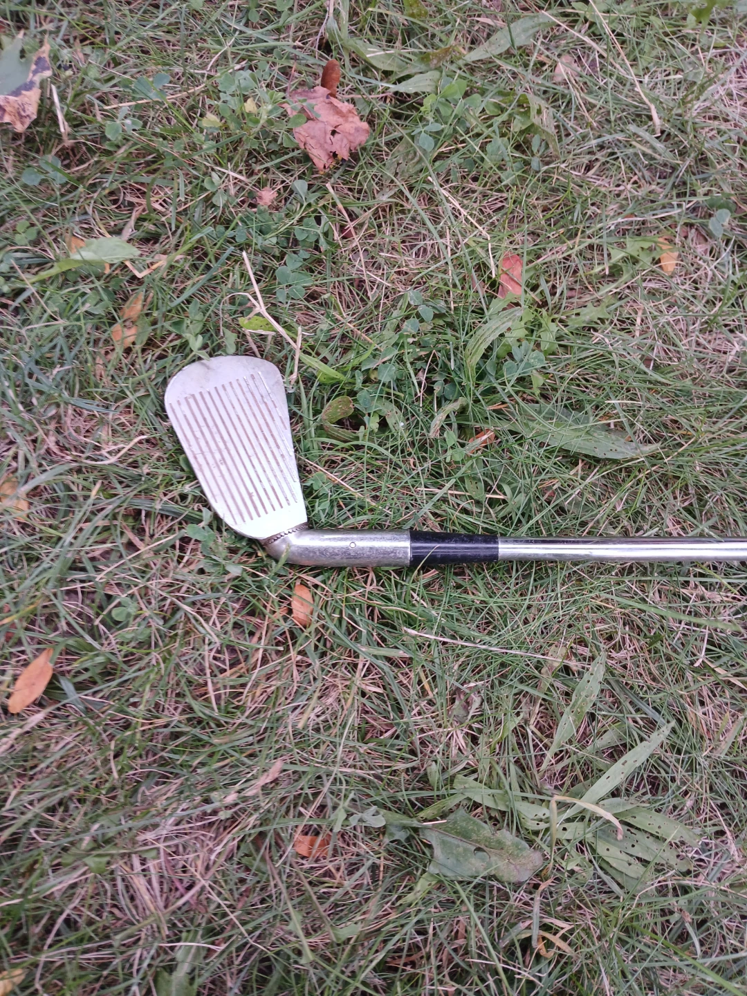 Golf club iron - photo 2