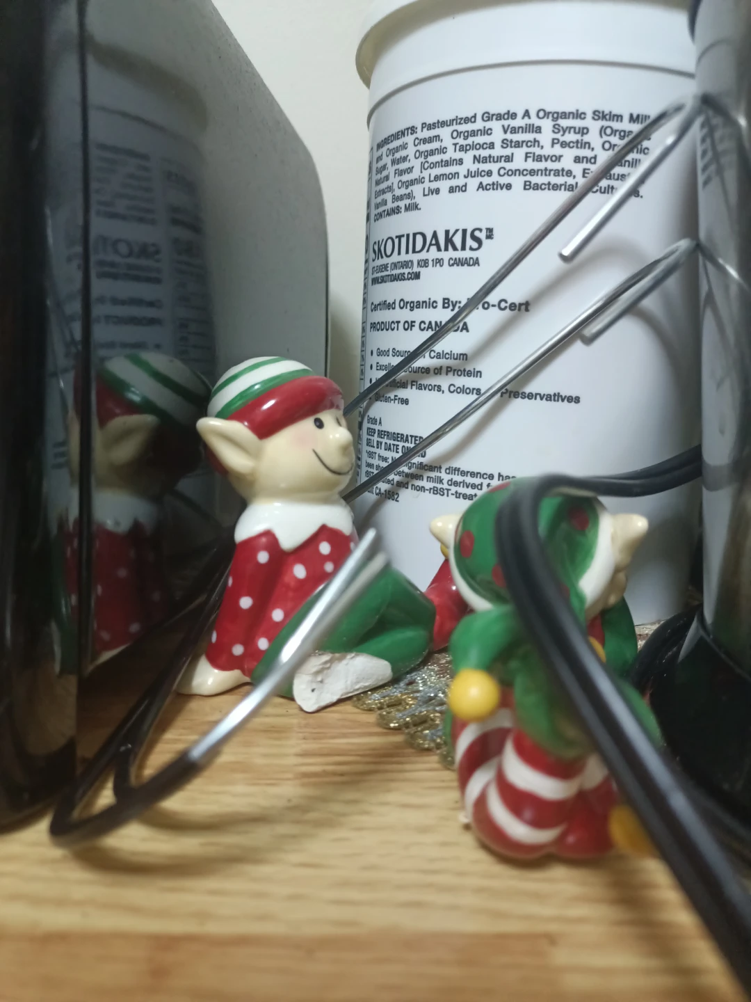 Set of Two Christmas Elf Figurines🏈