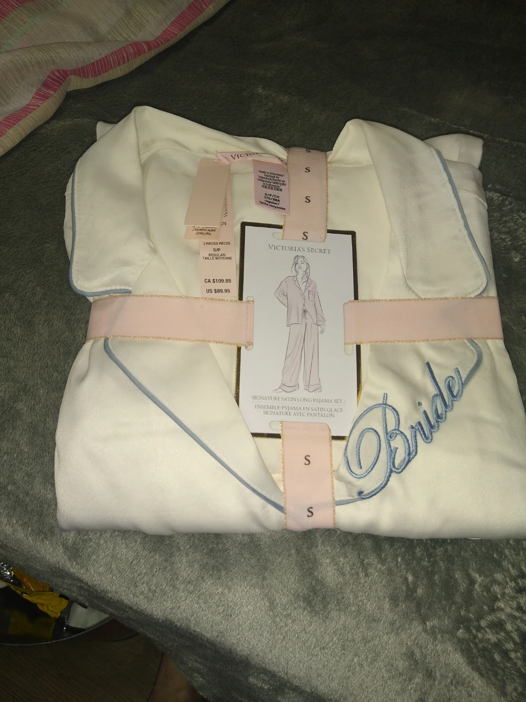 New satin cream pajamas Victoria secrets - photo 4