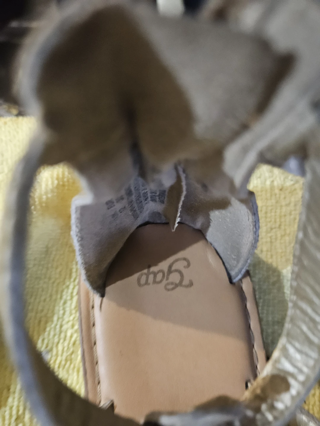 Gap Gold Gladiator Sandals Toddler Size 10 - photo 3