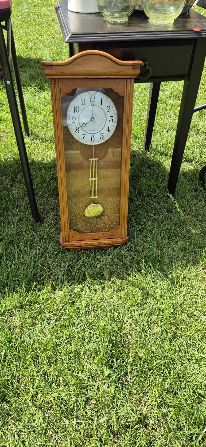 Vintage Style Quartz Wall Clock