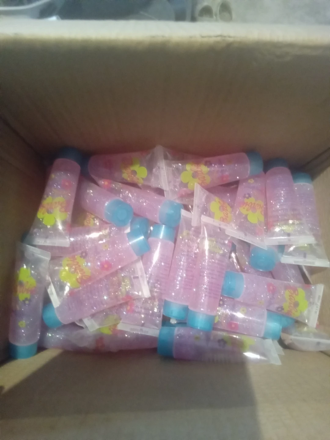 61 Barbie Blastin' Berry Body Glitter