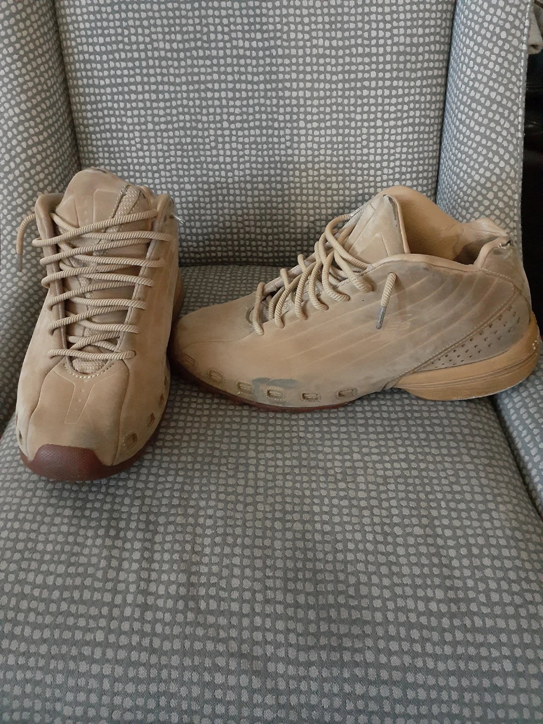Reebok Allen Iverson Tan Basketball Shoes Vintage Y2K Size US10 - photo 2