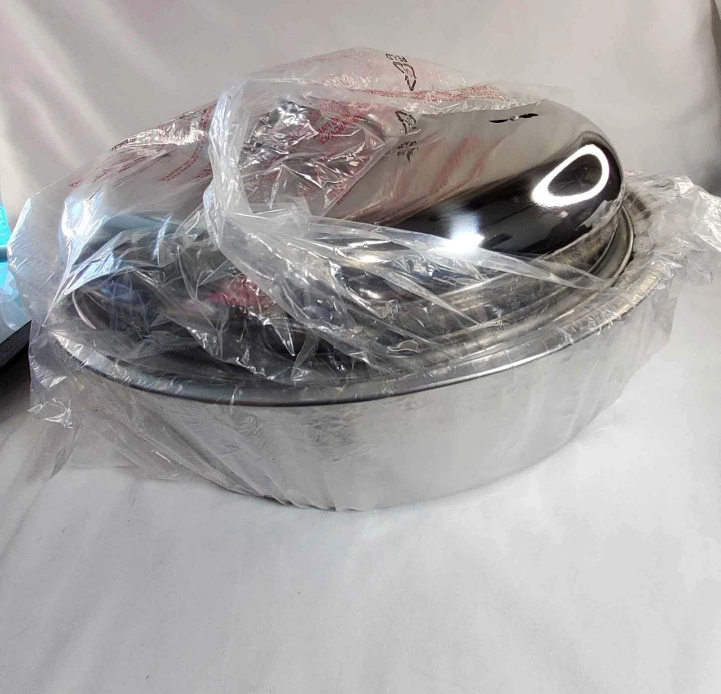 NEW Arcosteel Stainless Steel Roasting Pan with Rack - photo 3