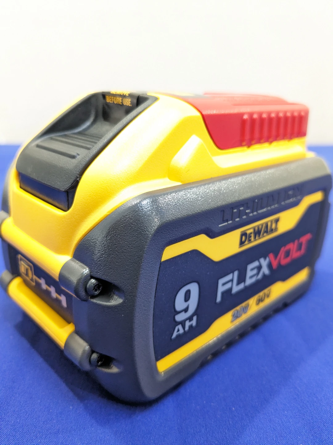 20-60V Max DeWalt 9AH FLEXVOLT Lithium Power Battery Pack - photo 3