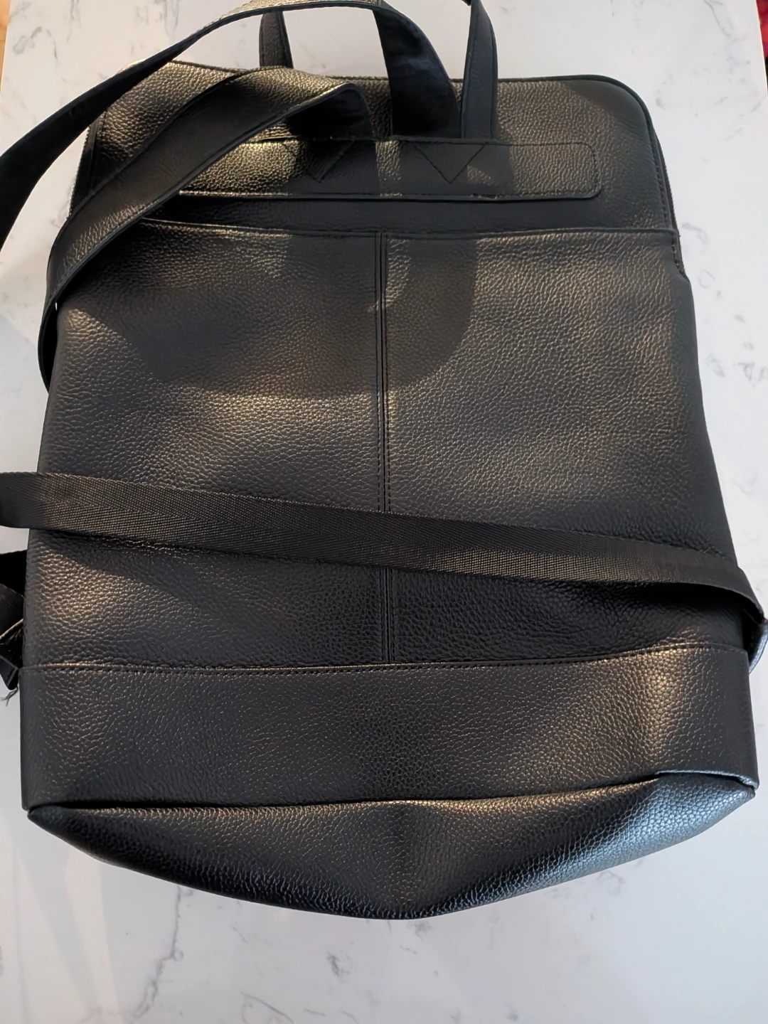 BOSTANTEN Black Leather Backpack - photo 2