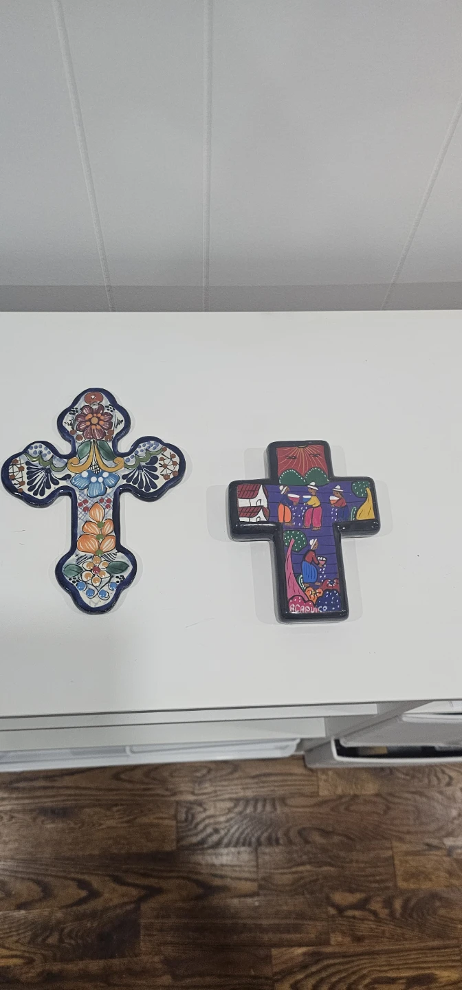 Decorative Ceramic Crosses (Set of 2)
