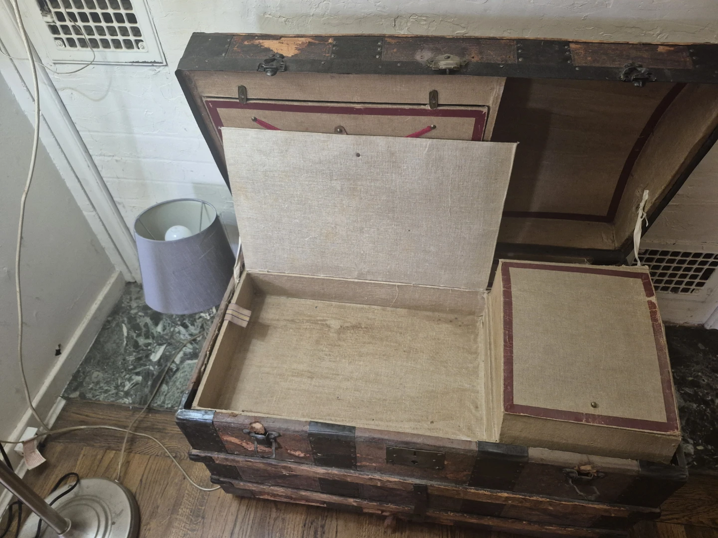 Vintage Storage Trunk - photo 3