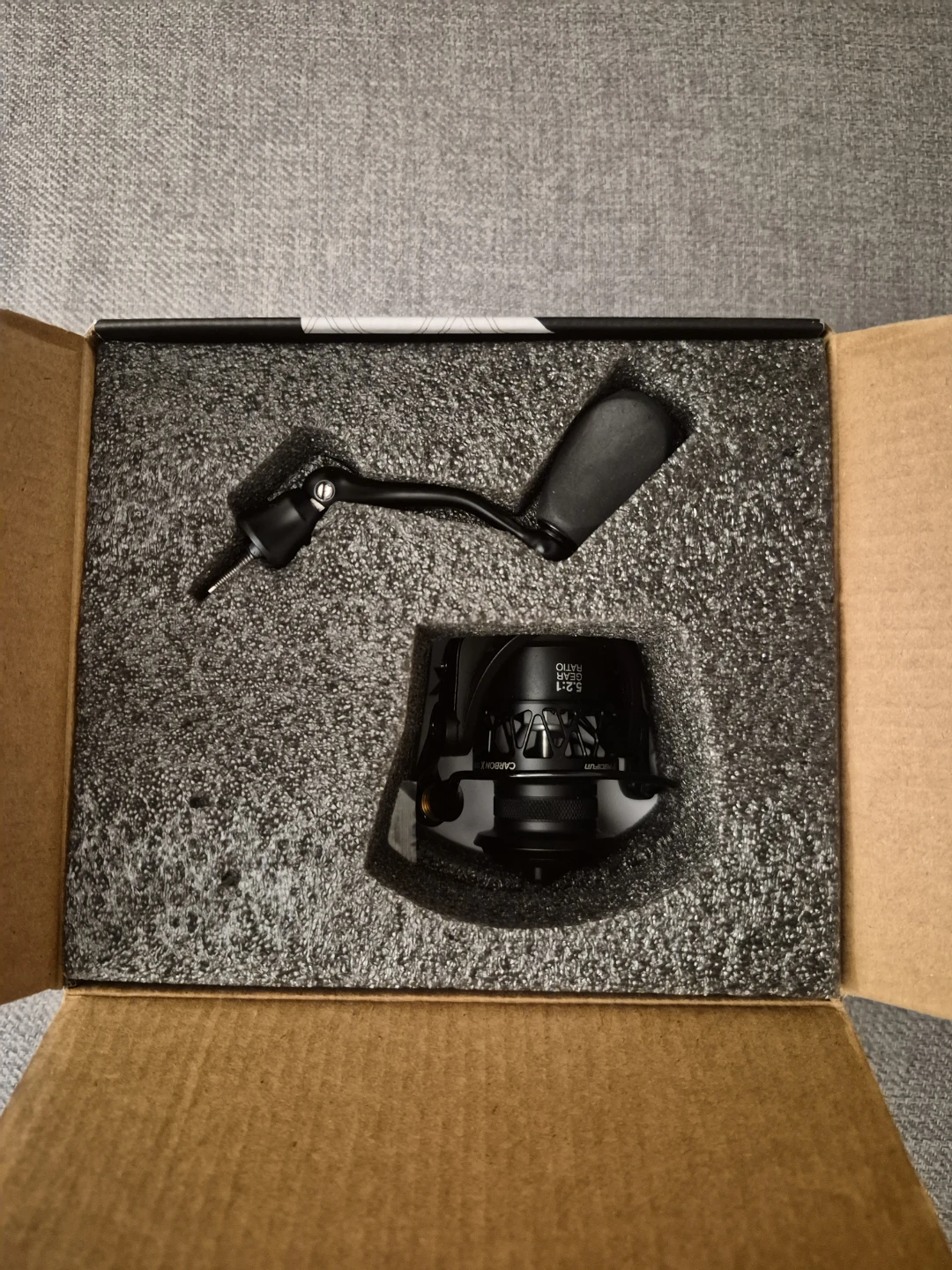 BRAND NEW Piscifun Carbon X II 1000 Spinning Reel - photo 3