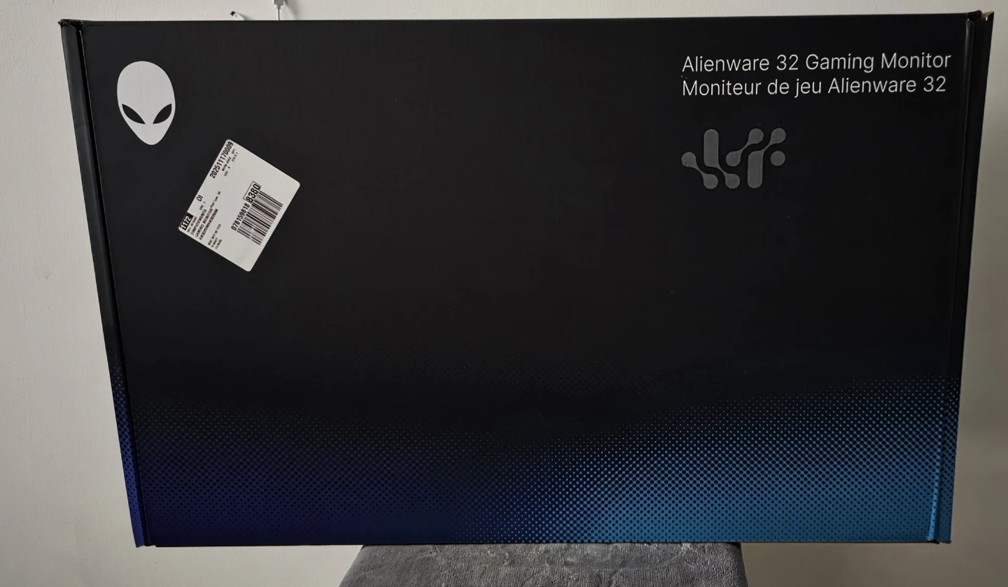 Alienware 32" QHD 180Hz Gaming Monitor with Box - photo 5