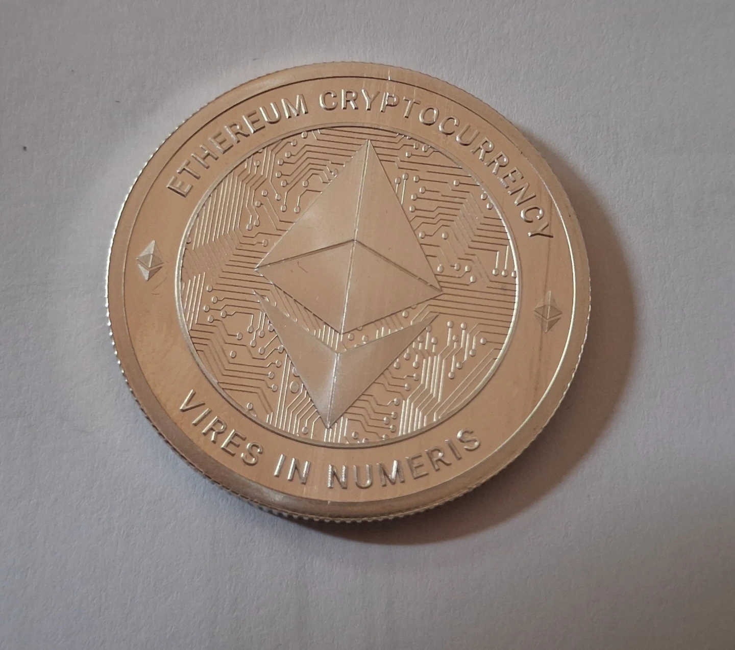 Ethereum Cryptocurrency 1 Troy Ounce .999 Fine Silver Coin