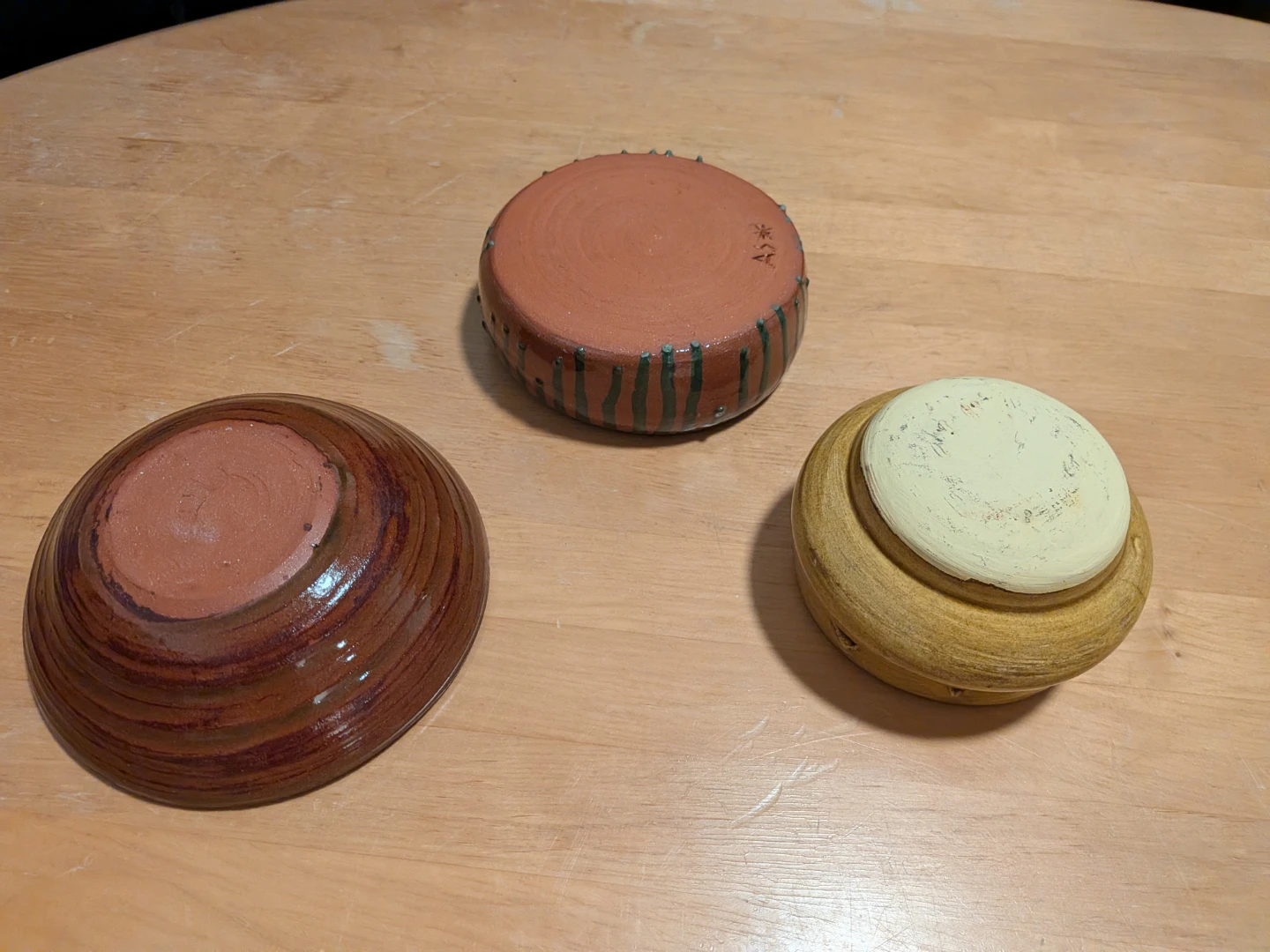 Set of Three Handcrafted Pottery Bowls - photo 3