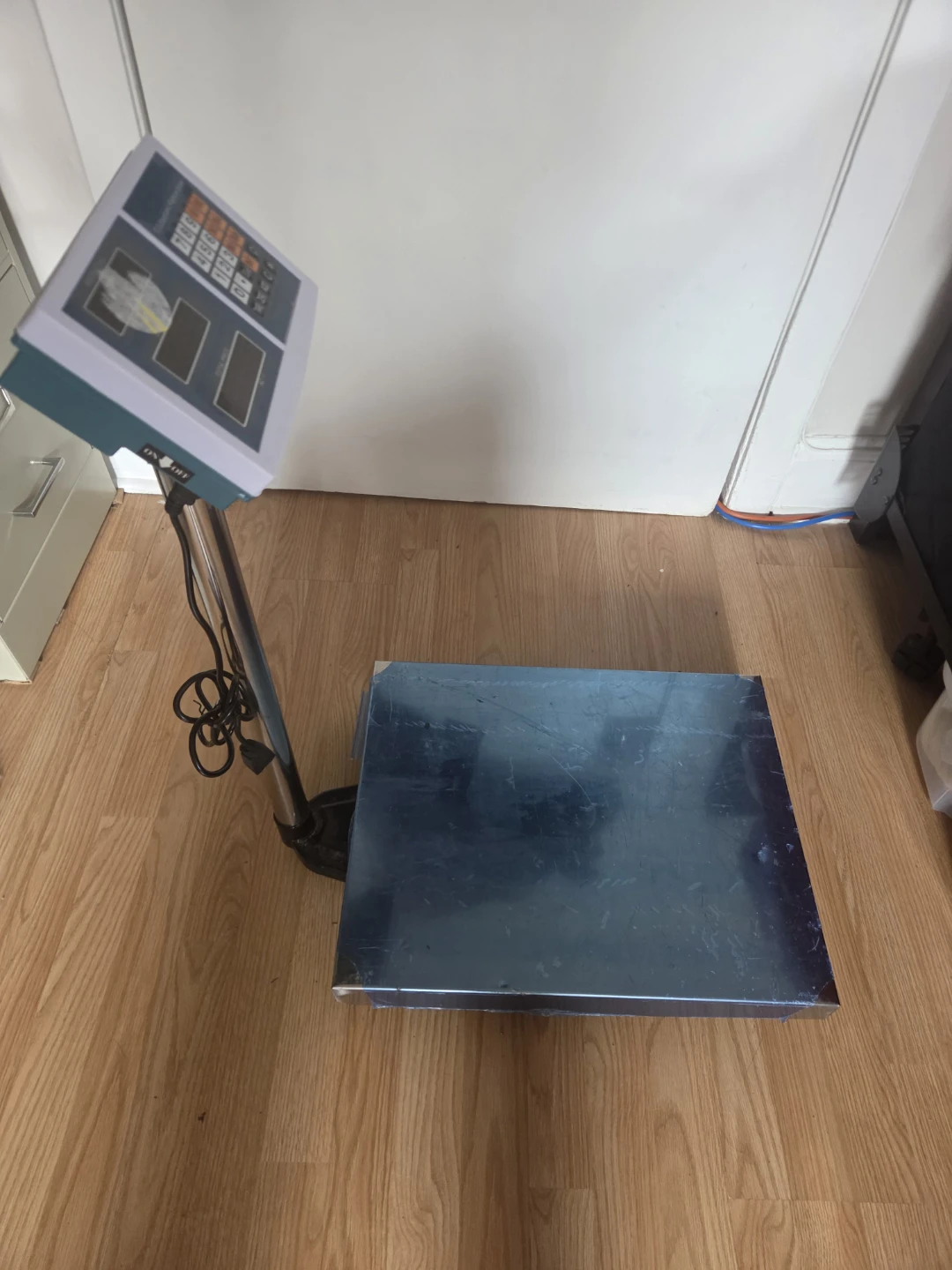 TCS 300kg Digital Platform Scale - photo 2