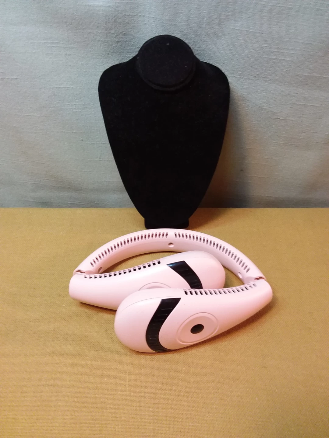 🥵 🆒 😎 Pink Portable / Foldable Neck Fan    🥵 🆒 😎 - photo 2