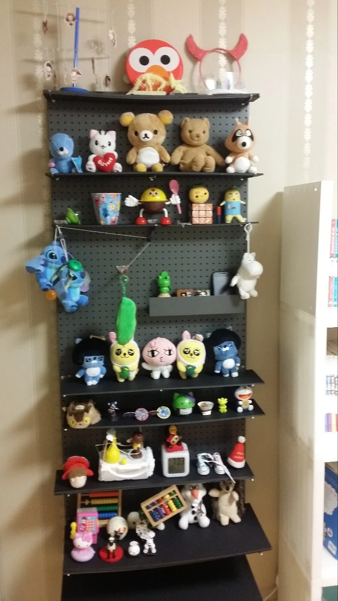 Metal Pegboard Display Shelf Unit - photo 2