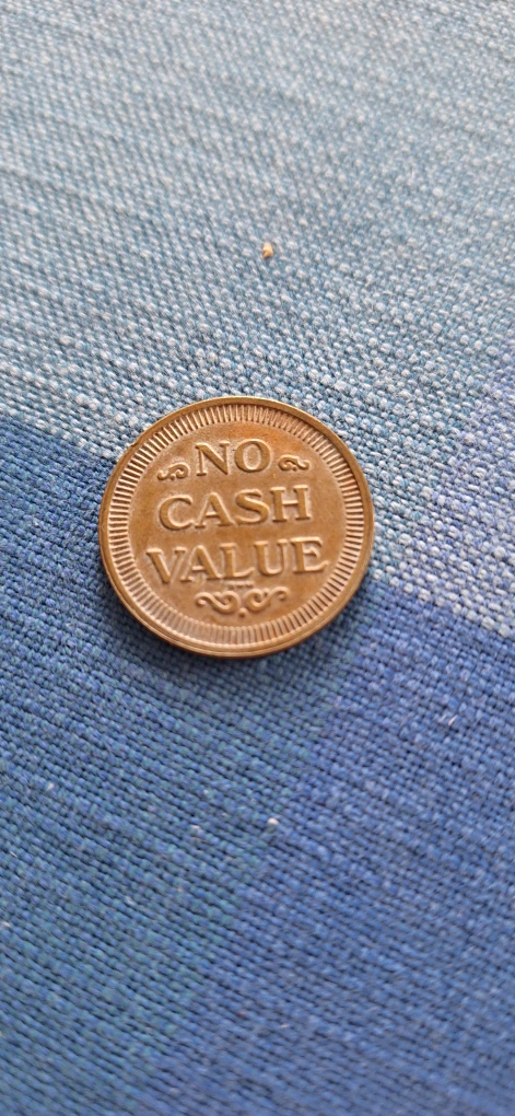 Vintage No Cash Value Token - photo 2