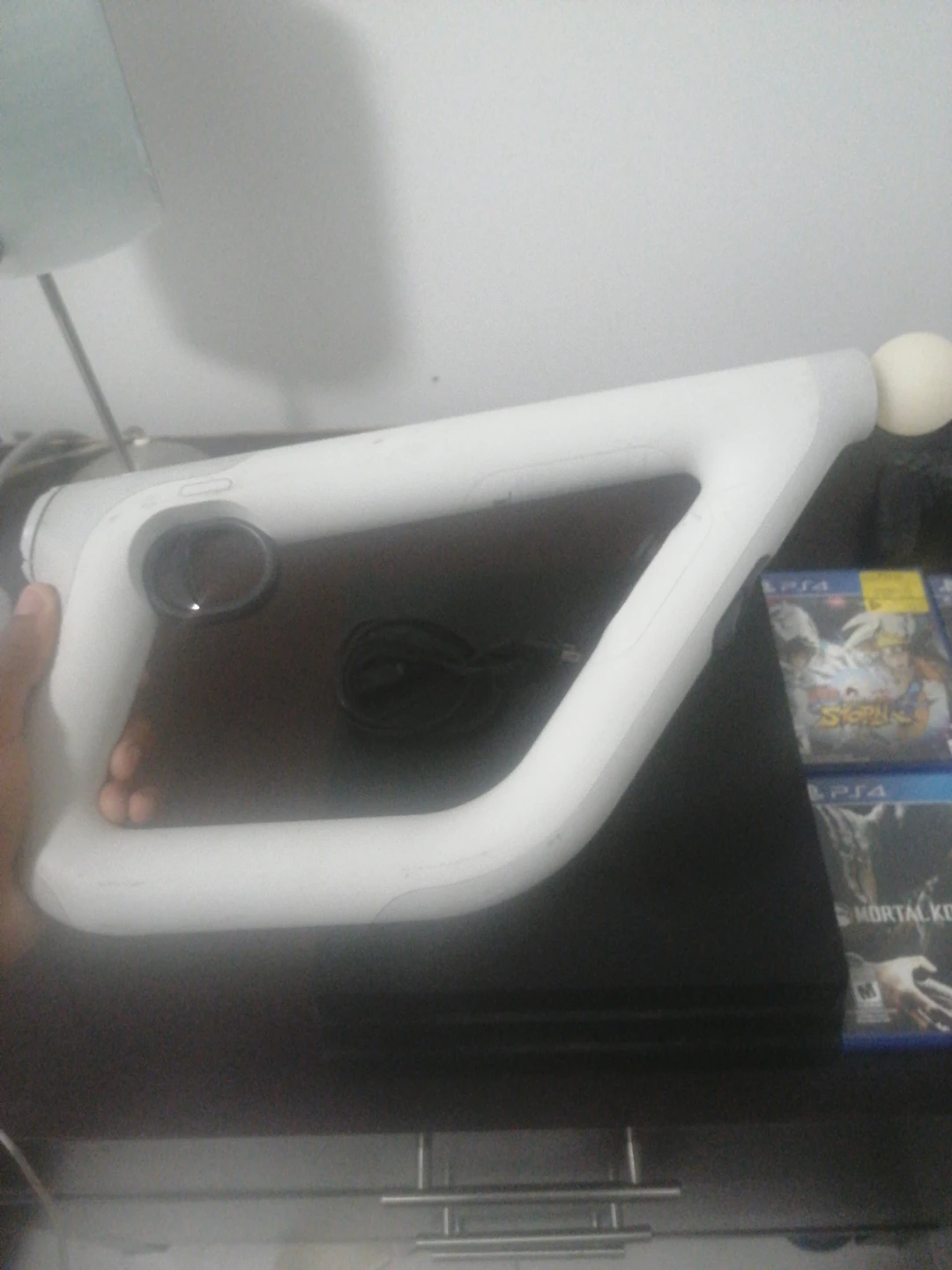 Ps4 pro with controller, cables, 4 games, and gun controller - photo 4