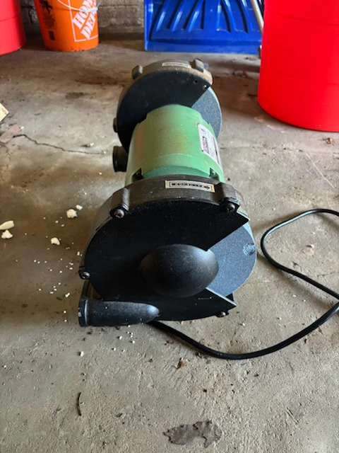 8" general international bench grinder - photo 2