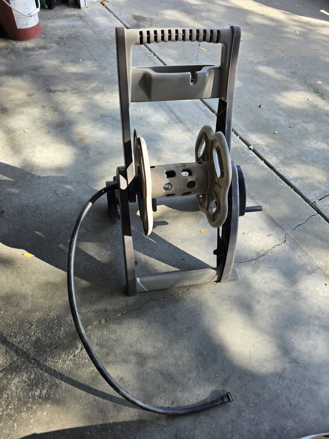 Suncast Hosemobile Hose Reel Cart - photo 3