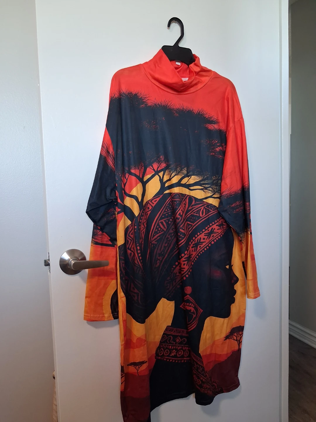 Long Sleeve Graphic Print Dress