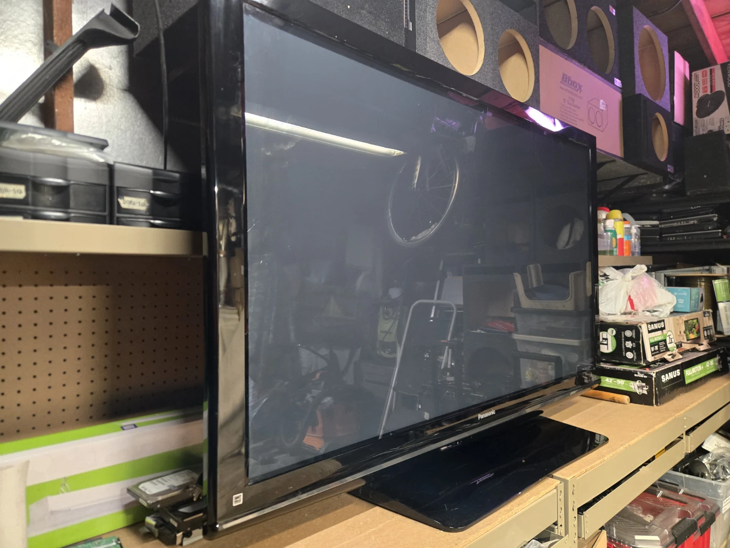Panasonic VIERA TC-P65S1 65" Full HD Plasma TV - photo 3
