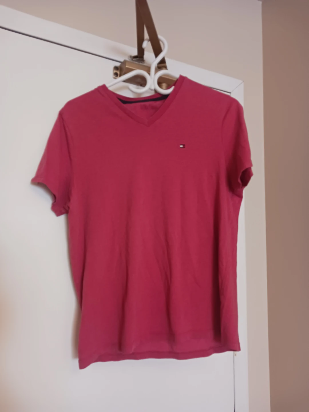Tommy Hilfiger V-Neck T-Shirt Red