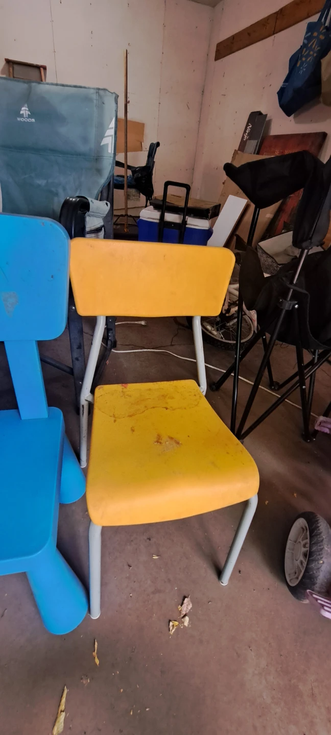 Set of 3 Children's Play Chairs - photo 2