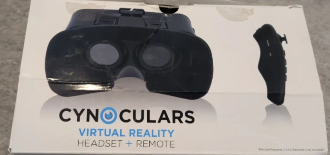Cynoculars Virtual Reality Headset and Remote - photo 3