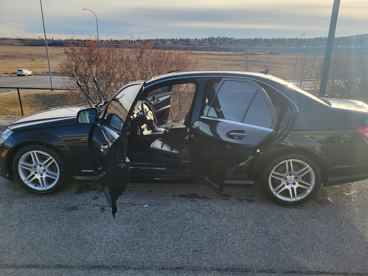 Mercedes-Benz C-Class Sedan - photo 4