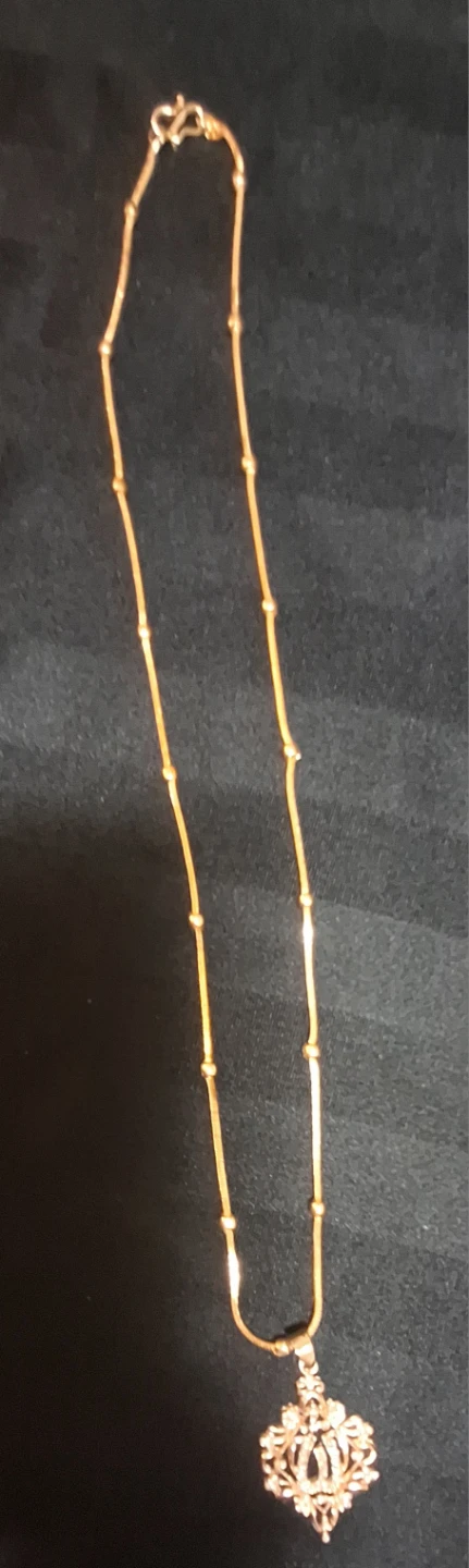 Assorted Gold-Tone Jewelry Set - photo 2