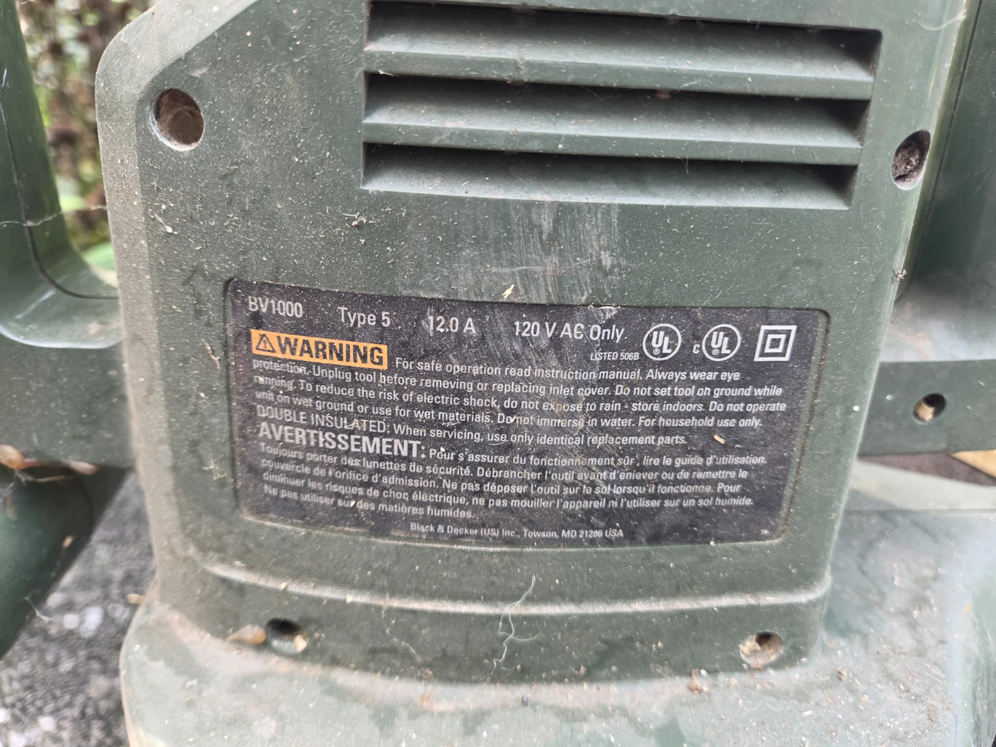 Black and Decker Leaf Blower - photo 3