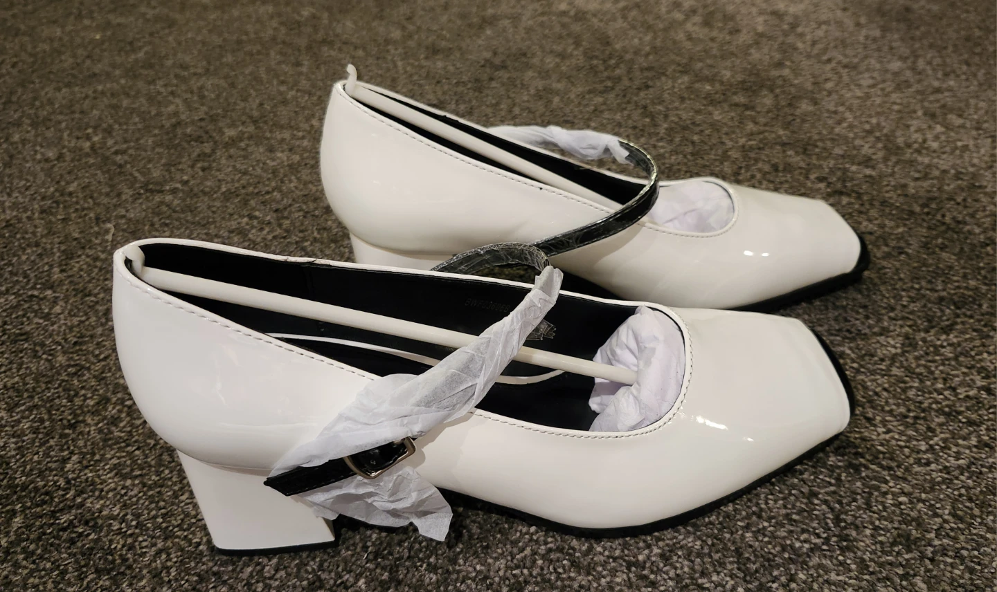 White mary jane block heels - photo 4