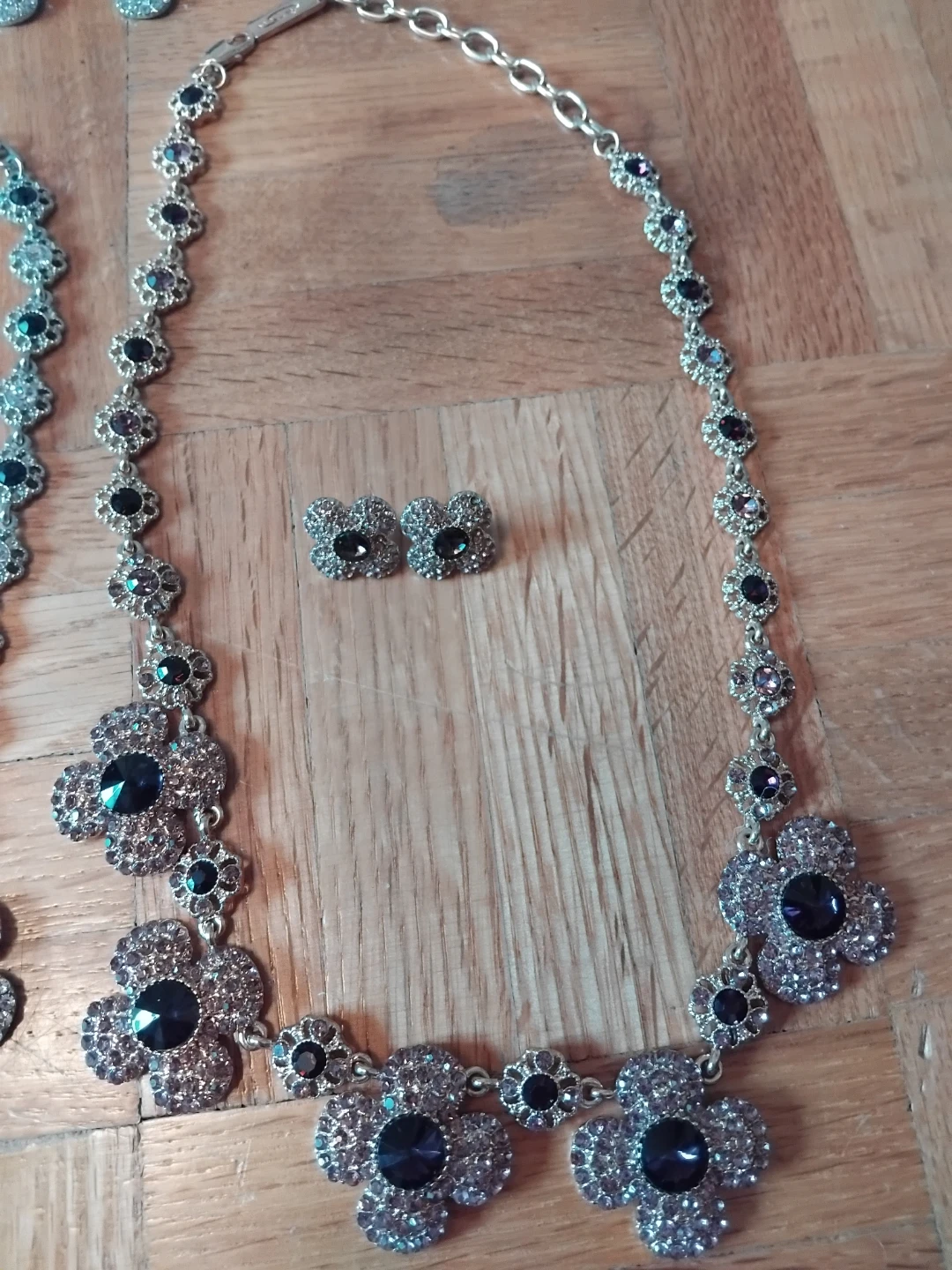 Floral Rhinestone Necklace and Earring Sets - photo 3