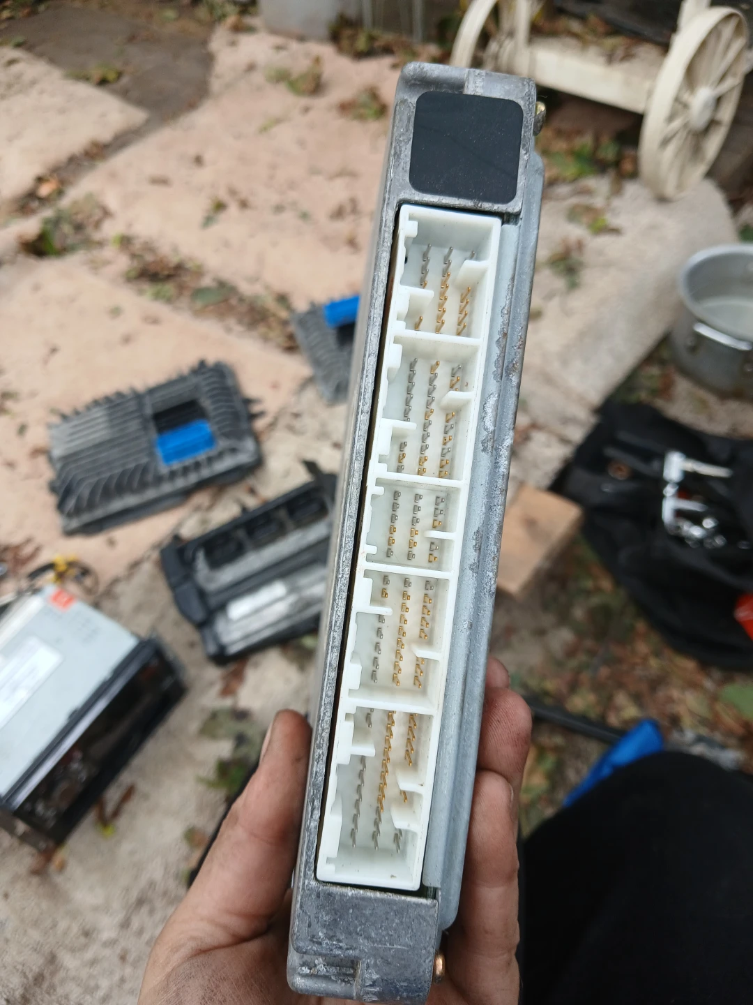 Assorted Automotive Engine Control Units (ECUs) - photo 5
