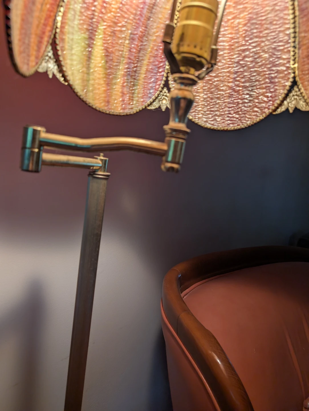 Vintage Art Nouveau Slag Glass Swing-Arm Floor Lamp - photo 2